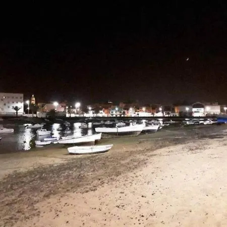 3 Palmeras De Nyaraló *